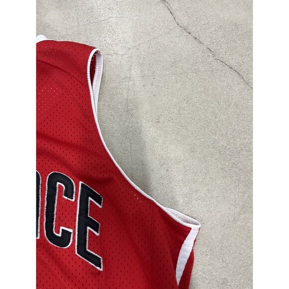 Vintage Big Ben Wallace #3 Basketball Jersey Mens Size XL Retro Black - Picture 9 of 13